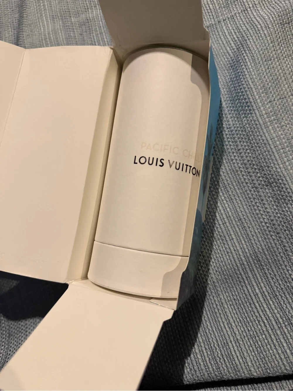 Louis Vuitton Pacific Chill Eau de Parfum — Green and Black Accents